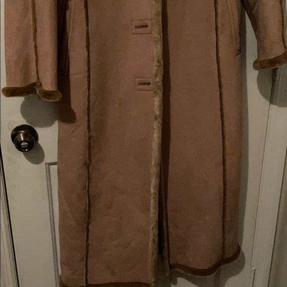 Brand new coat - Picture 2 of 3